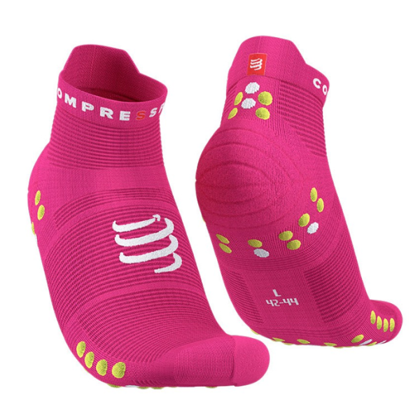 Pro Racing Socks V.4.0 ULTRALIGHT RUN LOW fluo pink Ana Dias